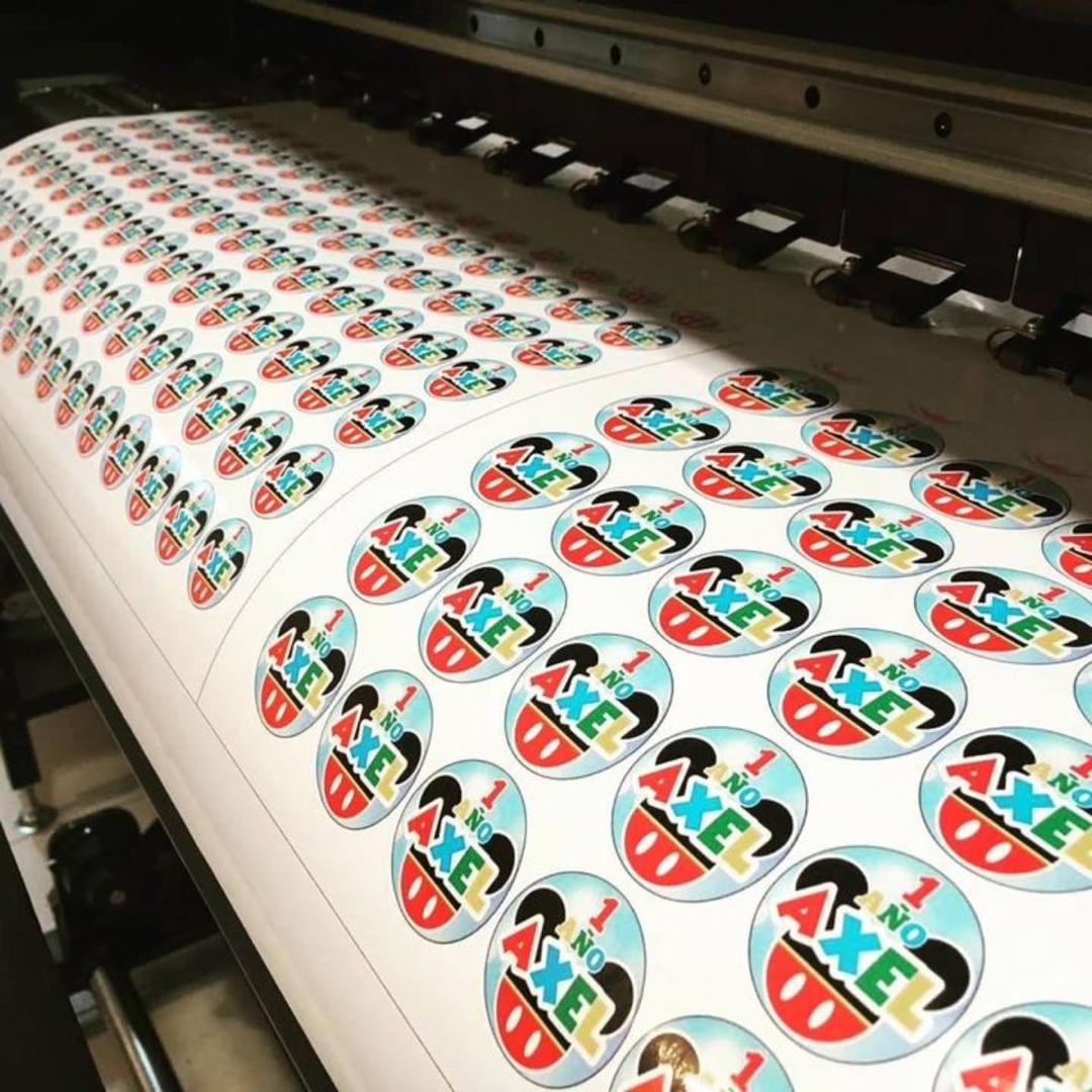 چاپ استیکر شیری یووی پشت نور چینی